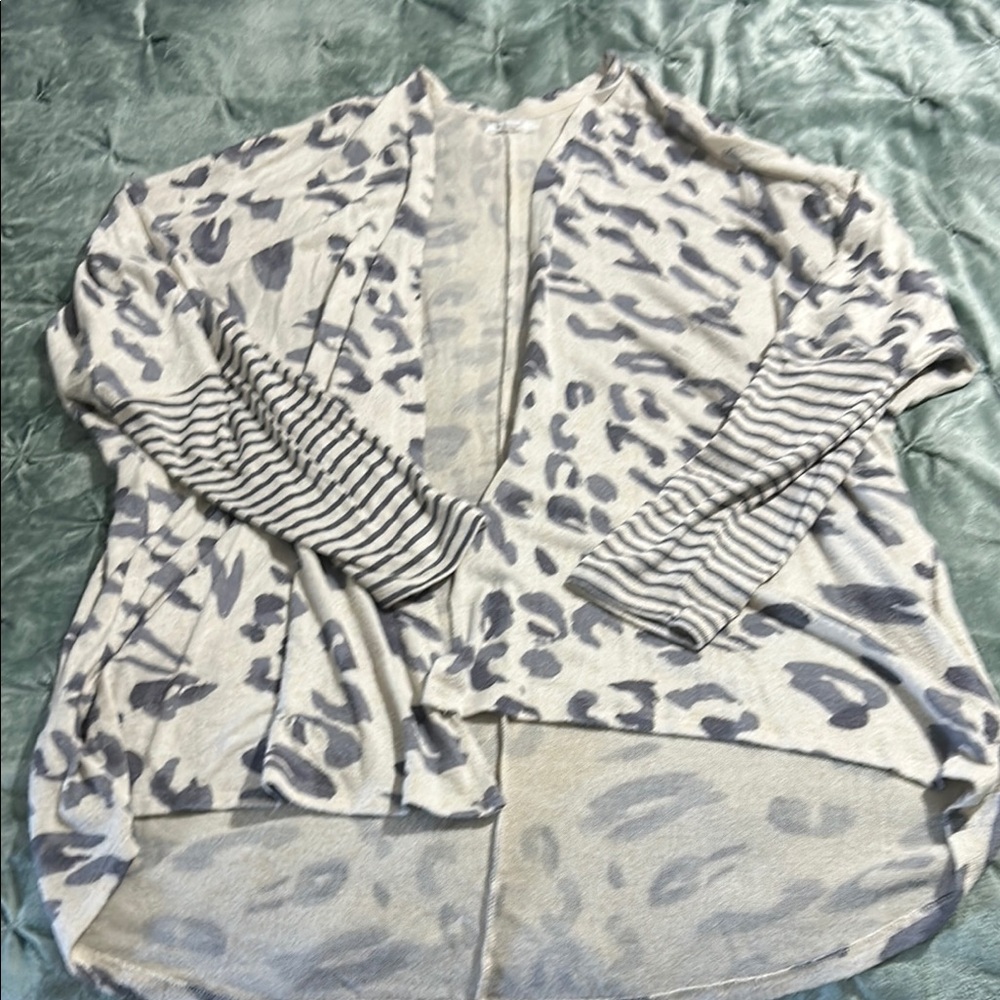 Chico's Gray Animal Print Sweater